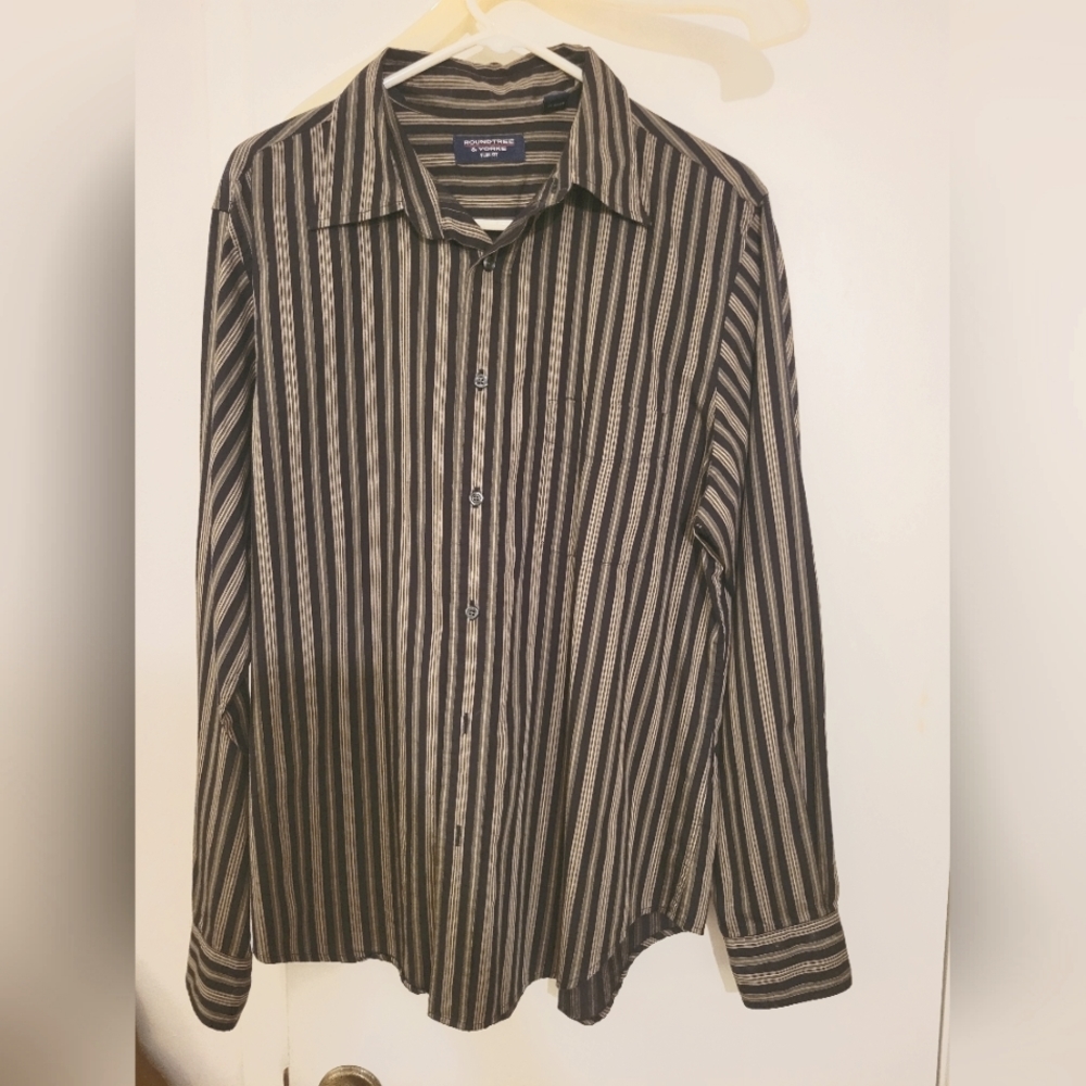 Roundtree and Yorke long sleeve button up dress shirt, black and tan, large slim